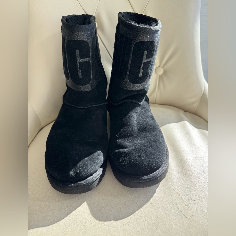 Uggs Women's Classic Short Sparkle Boots